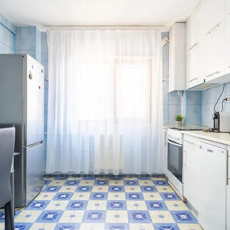 Serene 1Br Apartment With Workspace Bucharest Exterior photo